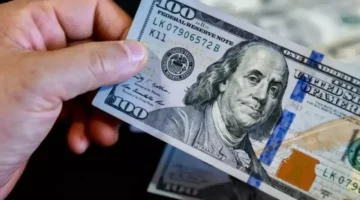 تحركات جديدة في سعر الدولار مقابل الجنيه داخل البنك الأهلي المصري وCIB